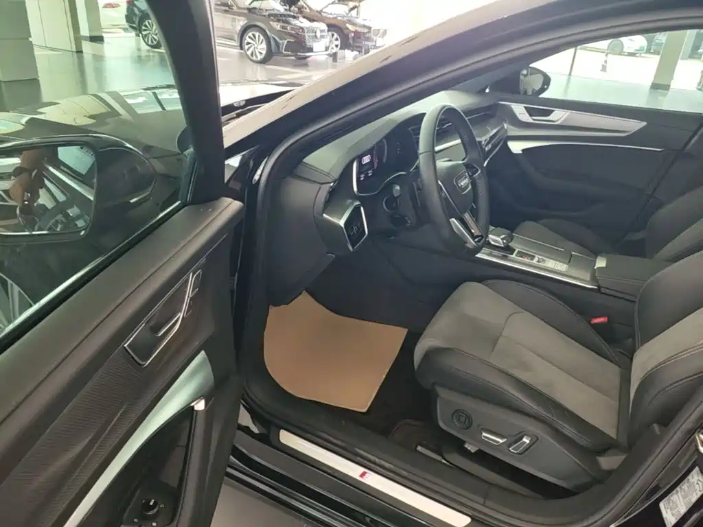 Audi A6L — миниатюра 16