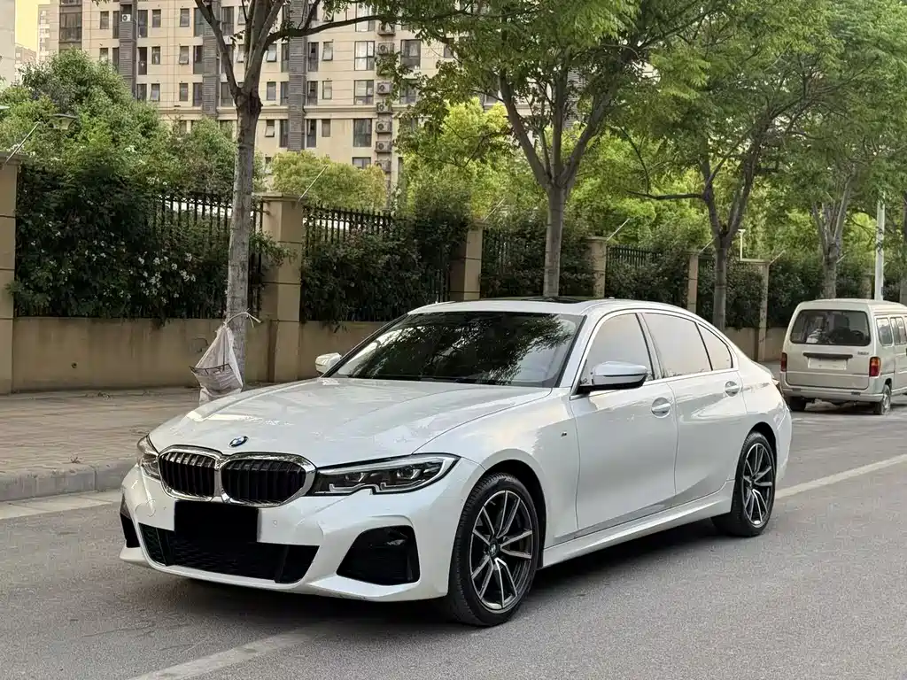 BMW 3 Series 2022