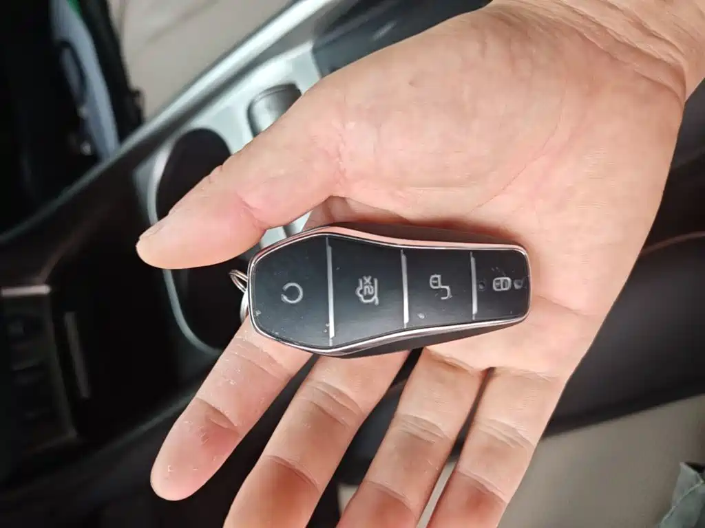 BYD Dolphin — миниатюра 9