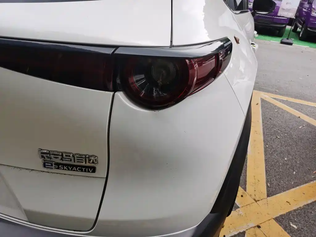 Mazda CX-30 EV — миниатюра 8