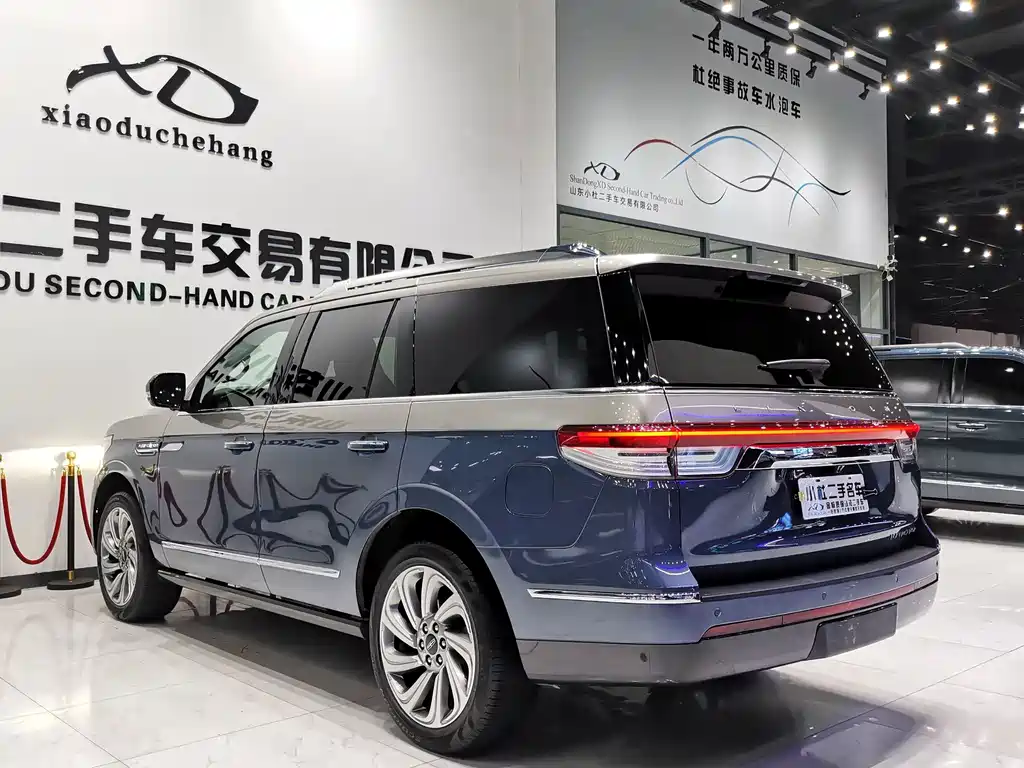 Lincoln Navigator — миниатюра 19