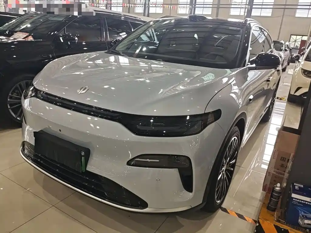 2025 Leapmotor C11 - zdjęcie 1 z 25