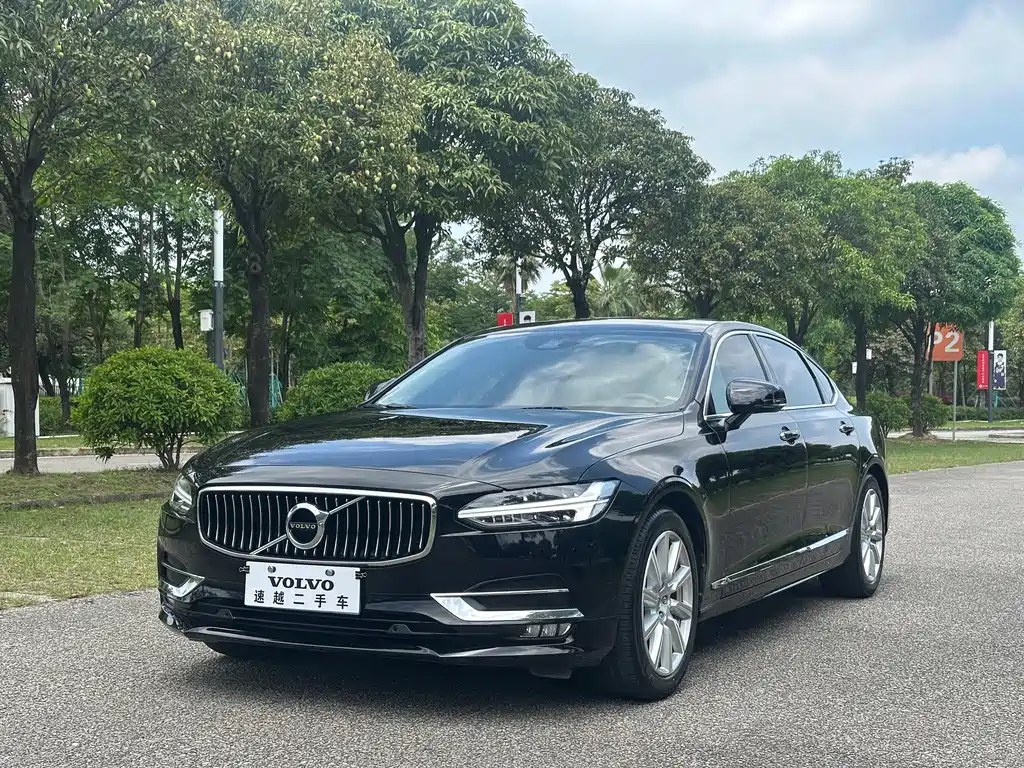 Volvo S90 2019