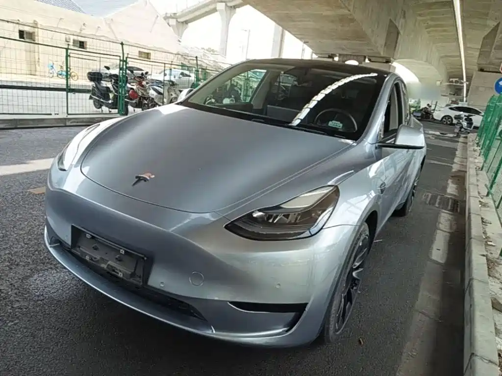 Tesla Model Y — фотографии объявления, Фото 3