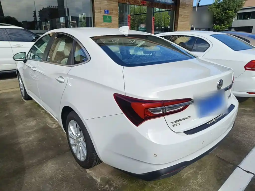 Buick Verano — миниатюра 5