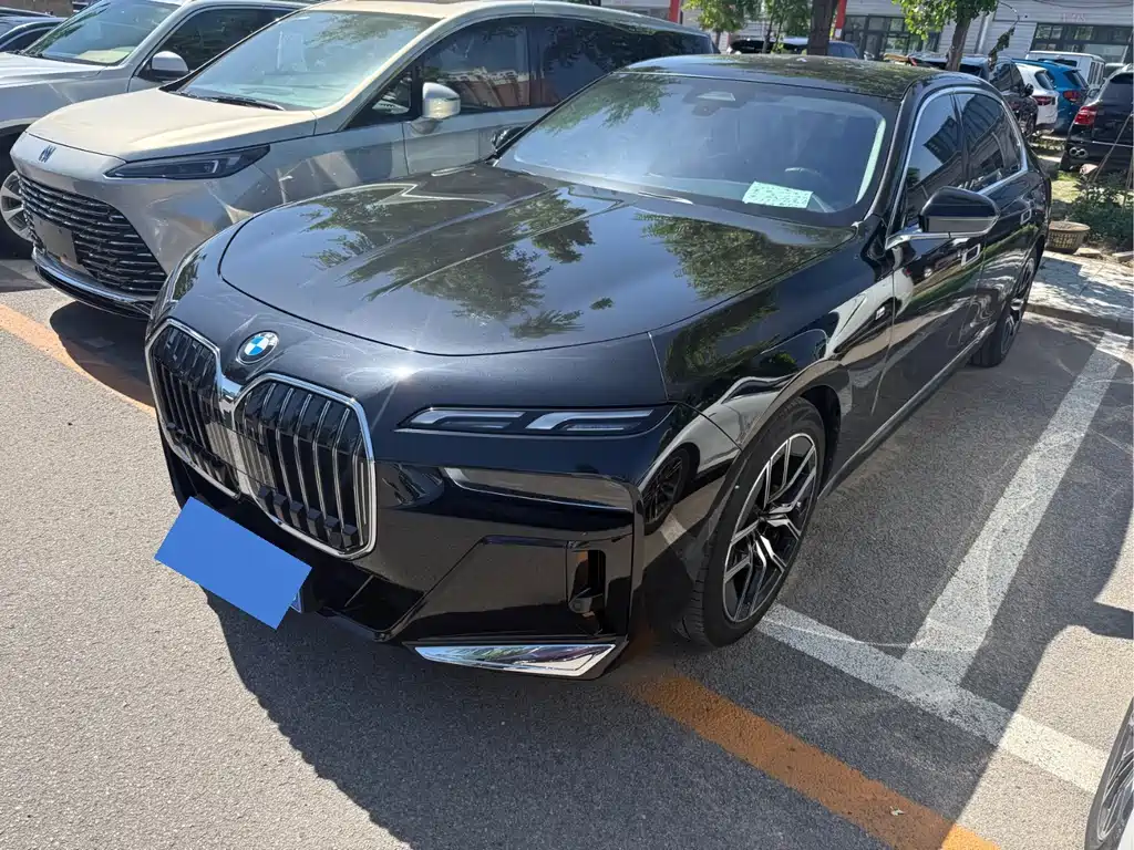 BMW 7 Series 2024