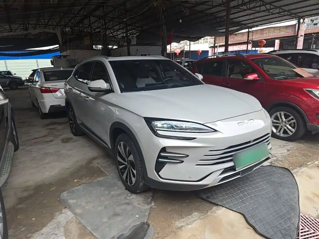 BYD PLUS New Energy — миниатюра 4