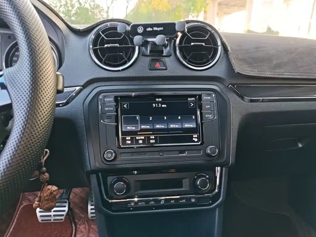 Volkswagen Jetta — миниатюра 13
