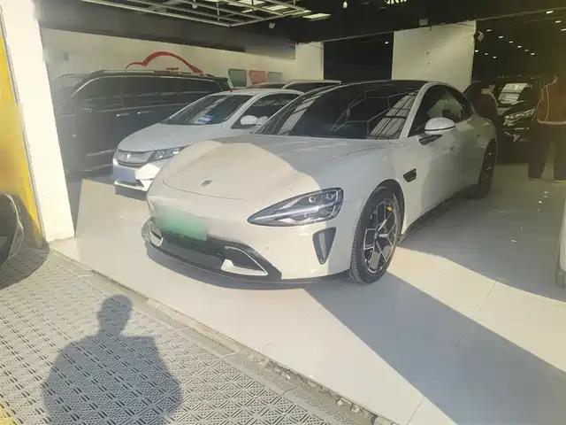 XIAOMI CAR XIAOMI SU7 2025