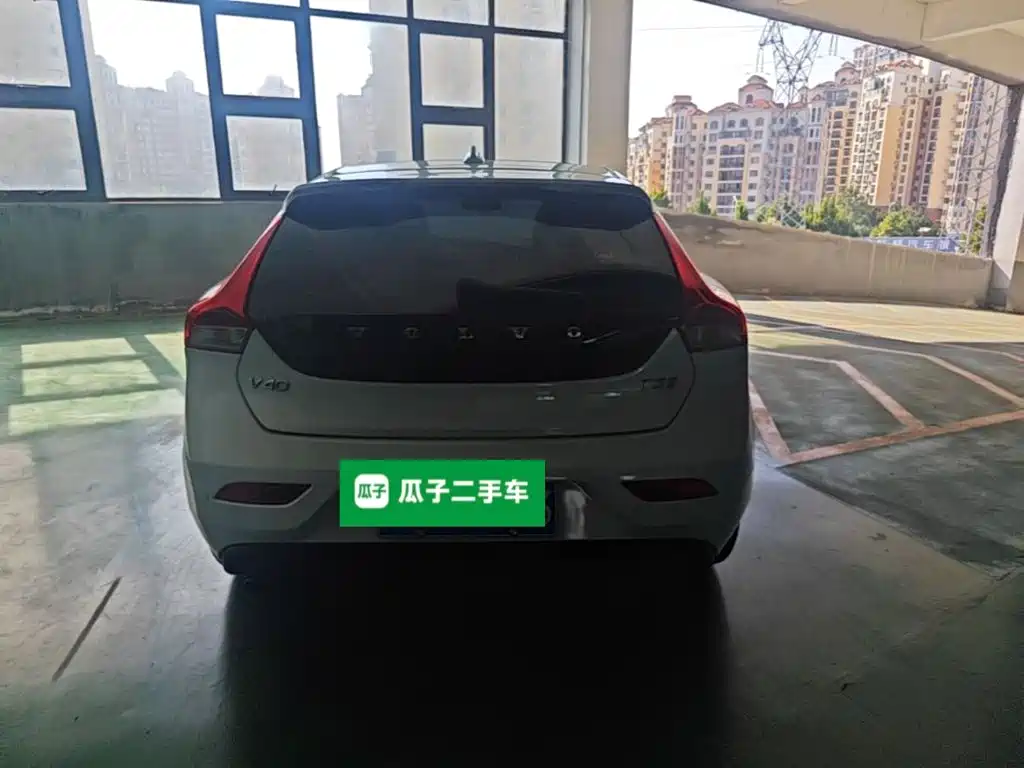 Volvo V40 — миниатюра 6
