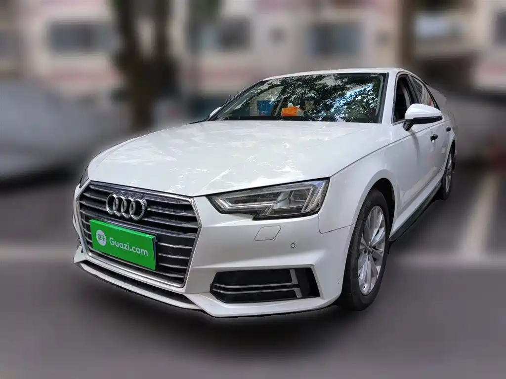Audi A4L 2019