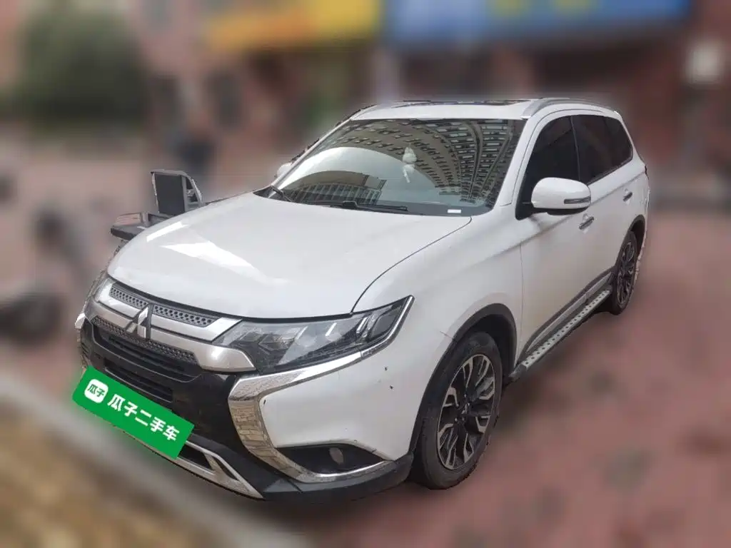 Mitsubishi Outlander — миниатюра 2