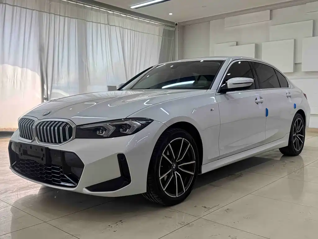 BMW 3 Series 2022