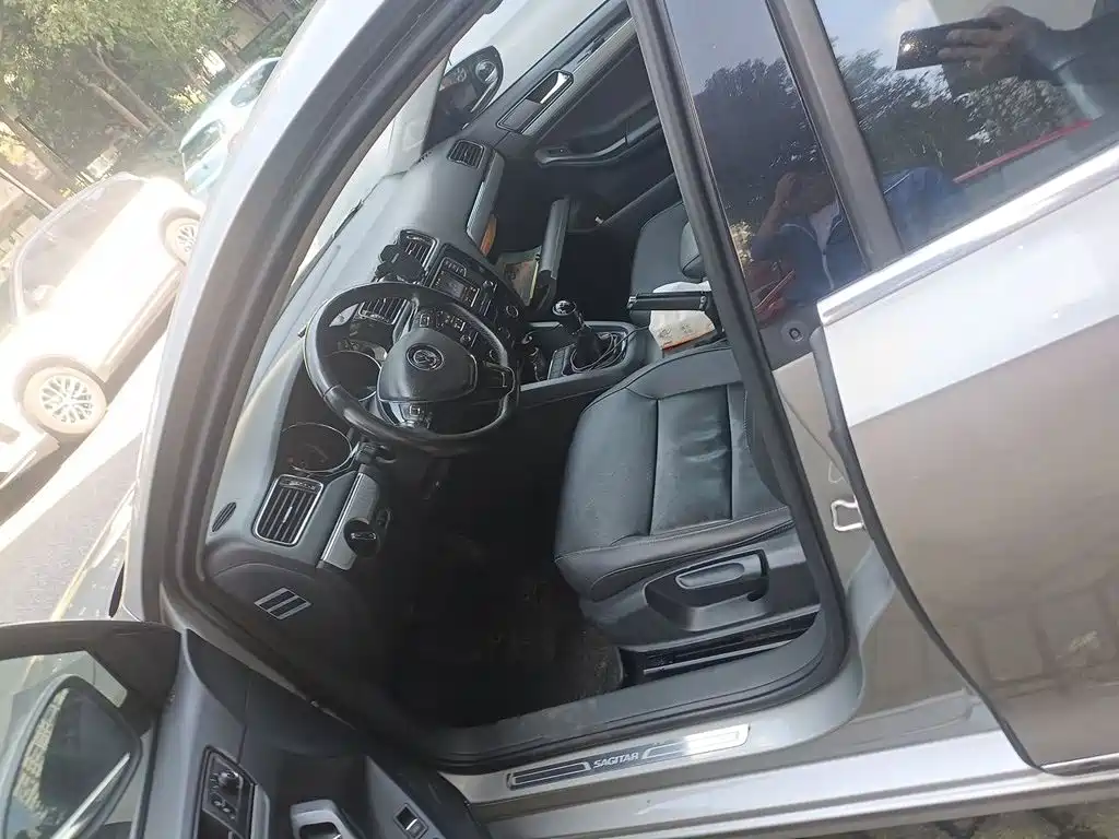 Volkswagen Sagitar — миниатюра 8