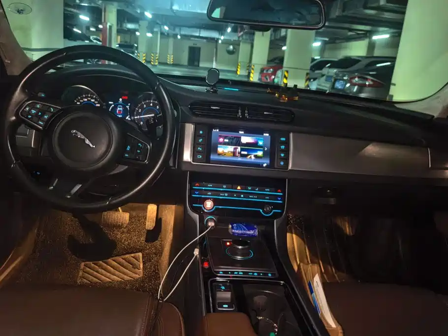 Jaguar XFL — миниатюра 16