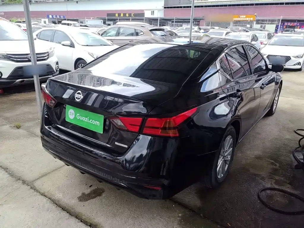 Nissan Teana — миниатюра 7