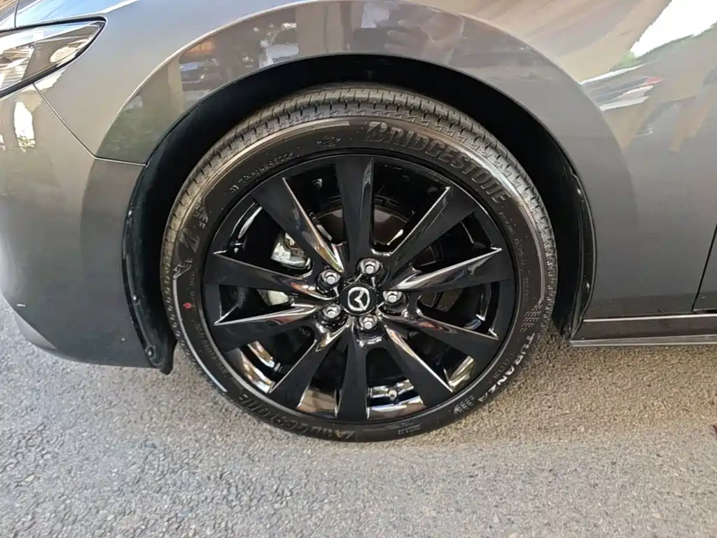 Mazda 3 Axela — миниатюра 23