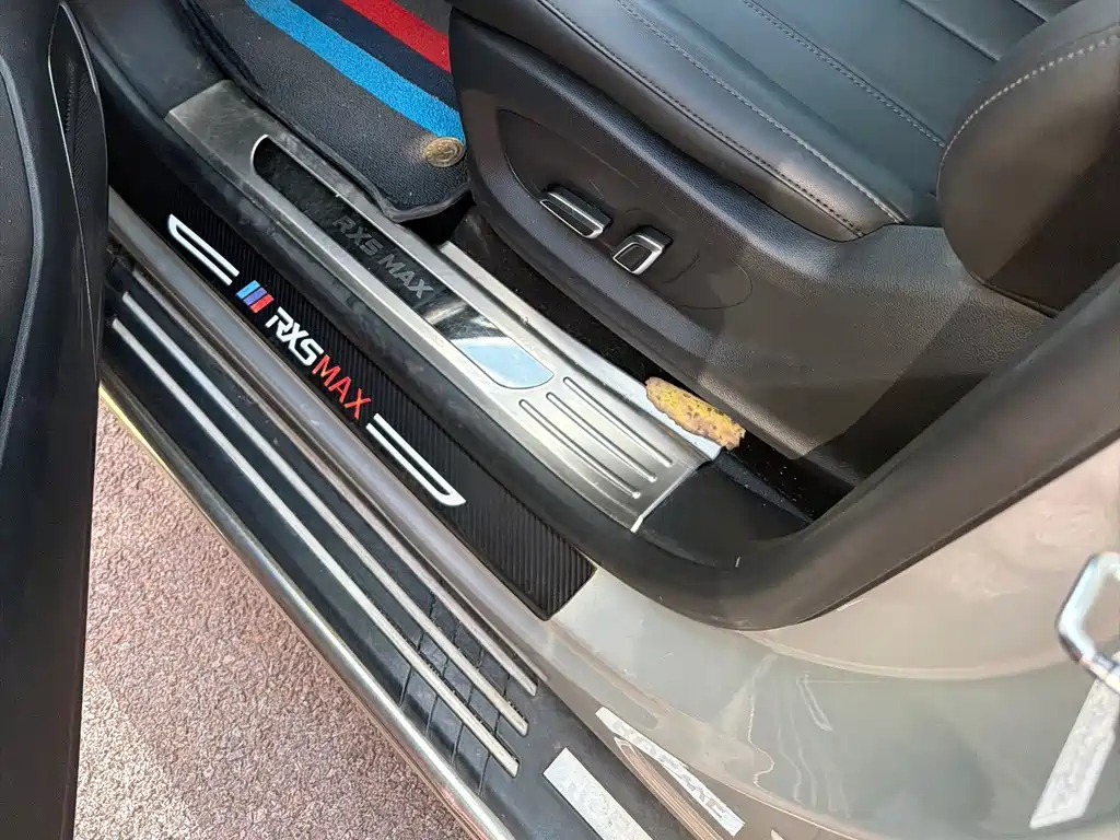 Roewe RX5 MAX — миниатюра 14