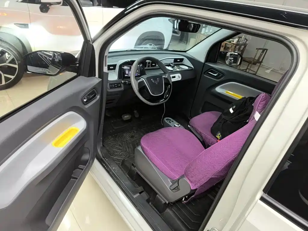 Wuling MINIEV — миниатюра 16