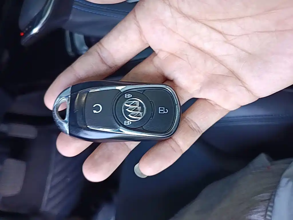 Buick Velite 6 — миниатюра 12
