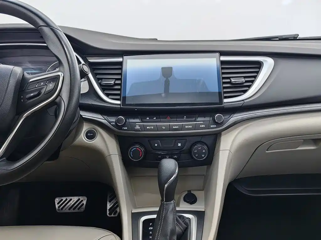 Buick Excelle — миниатюра 12