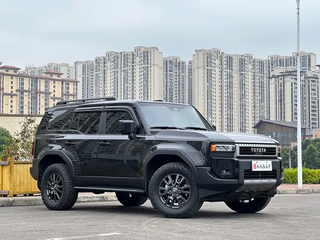 Toyota Prado — миниатюра 3