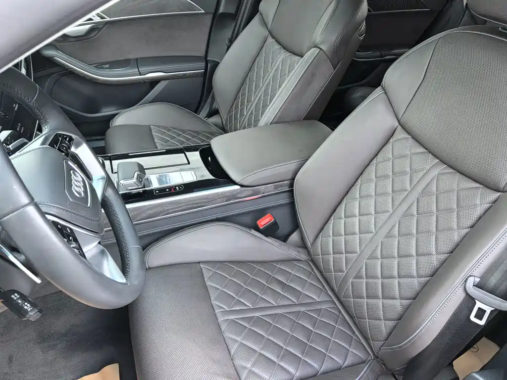 Audi A8 — миниатюра 13