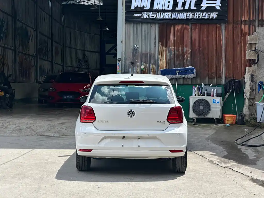 Volkswagen Polo — миниатюра 5