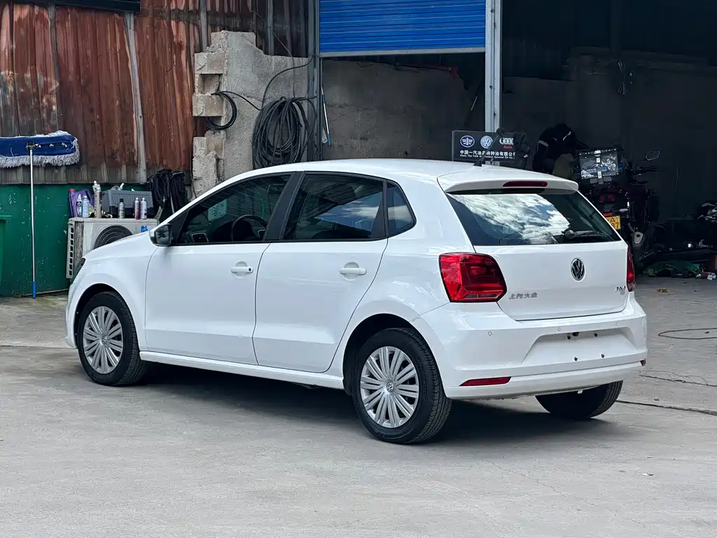 Volkswagen Polo — миниатюра 7