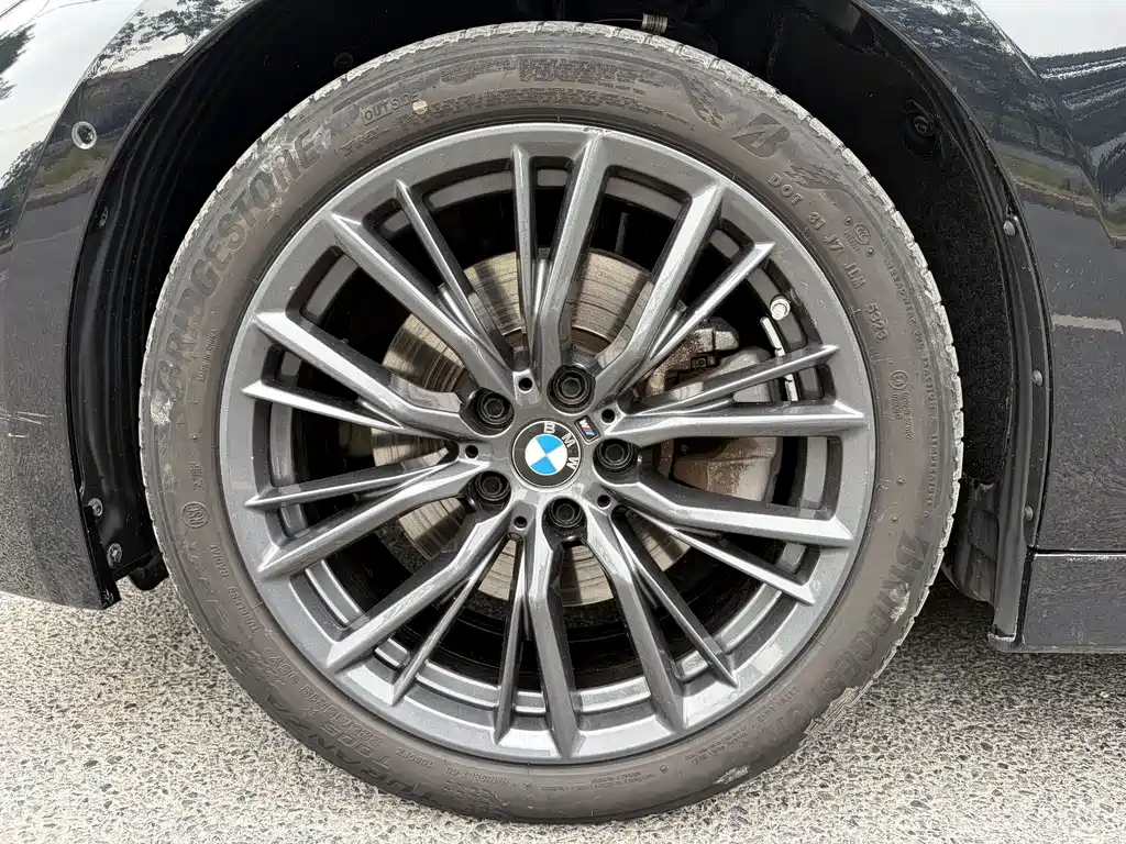 BMW 3 Series — миниатюра 12