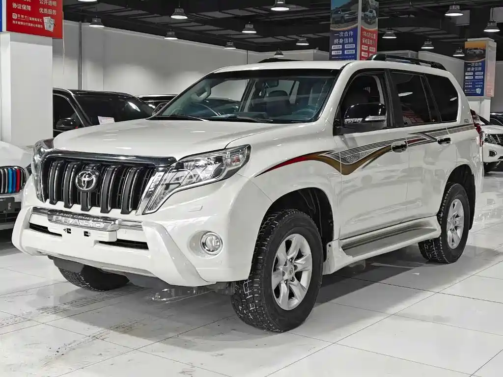 TOYOTA PRADO
