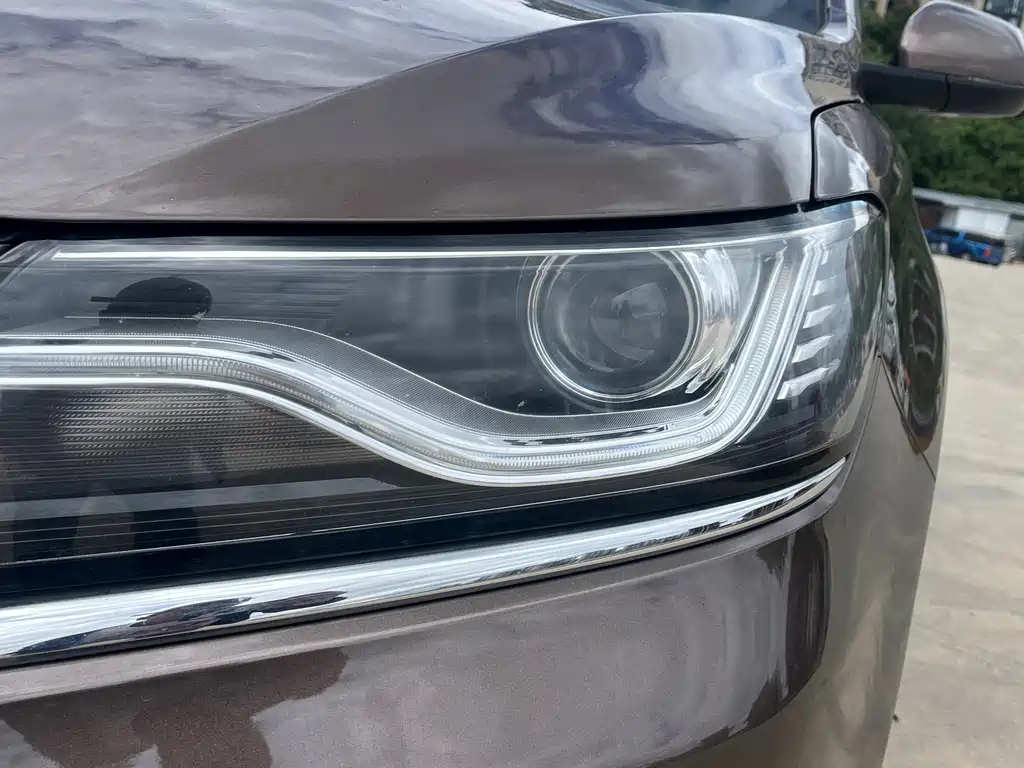 Roewe RX5 — миниатюра 13