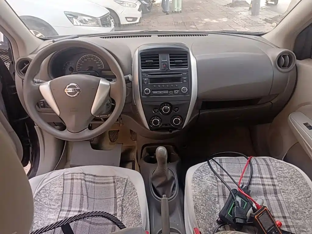 Nissan Sunny — миниатюра 10