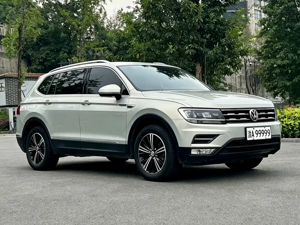 Volkswagen Tiguan L — миниатюра 3