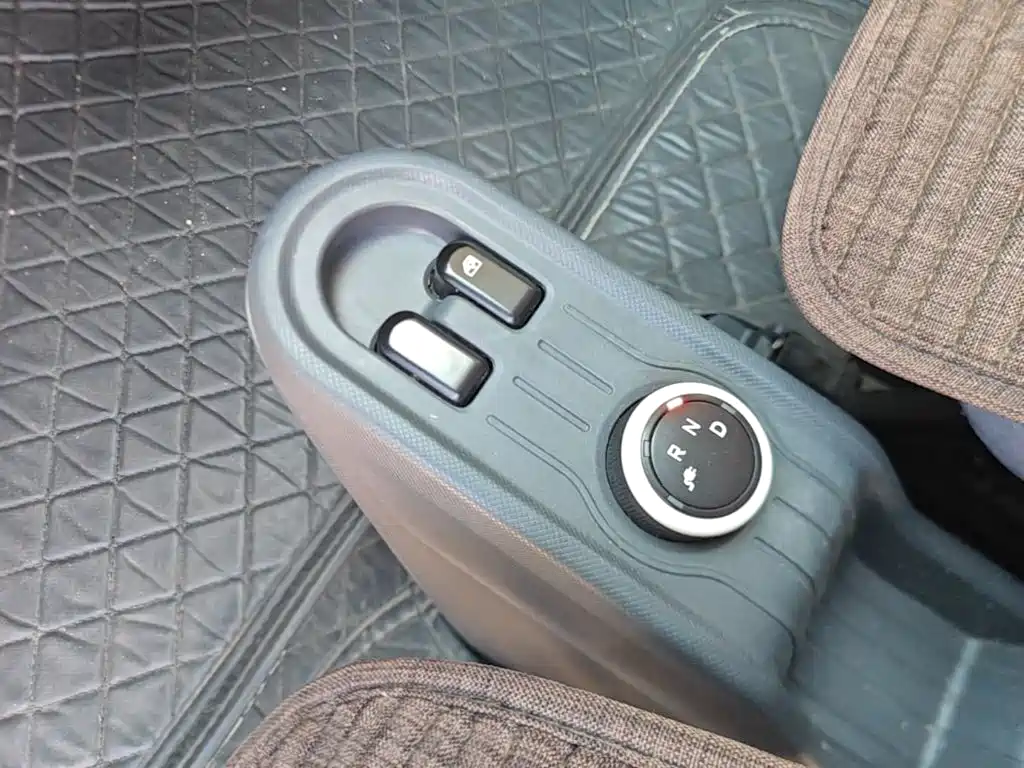 Wuling MINIEV — миниатюра 14