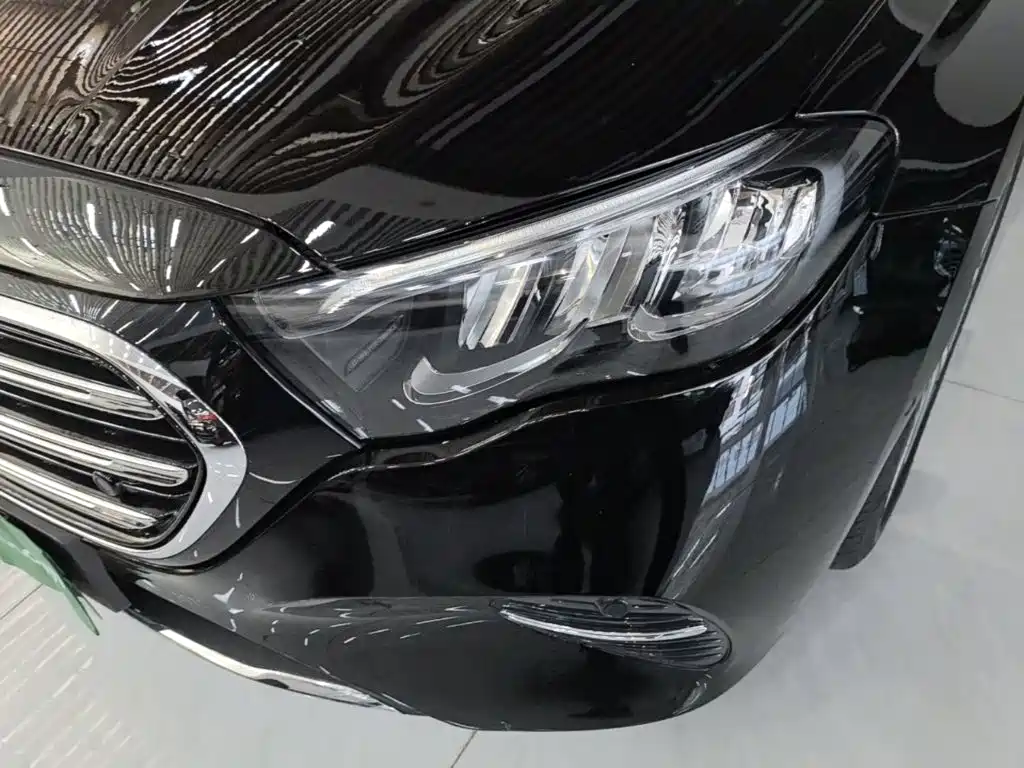 Mercedes-Benz E-Class — миниатюра 24