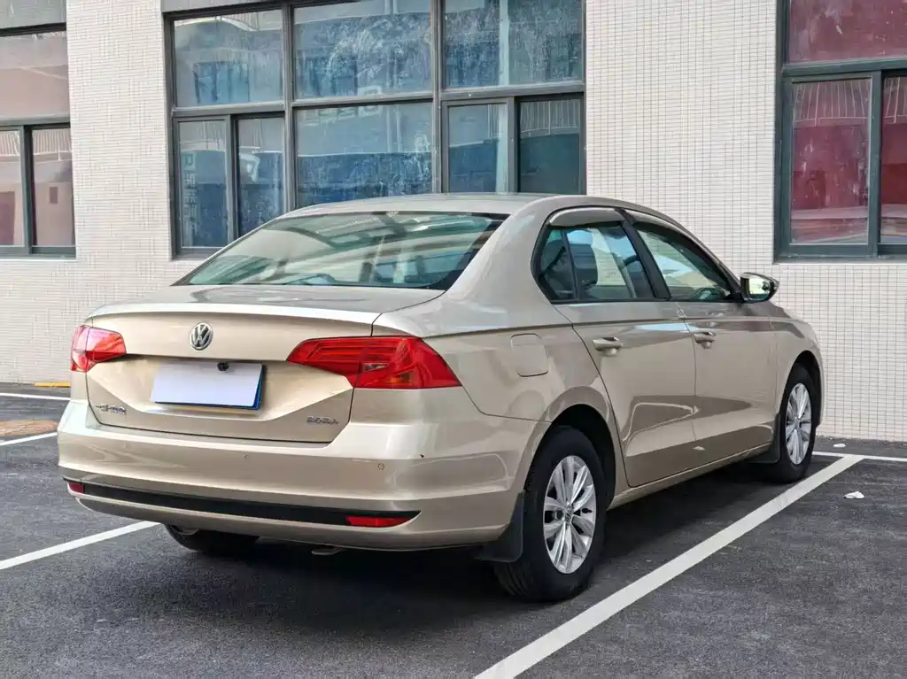 Volkswagen Bora — миниатюра 9