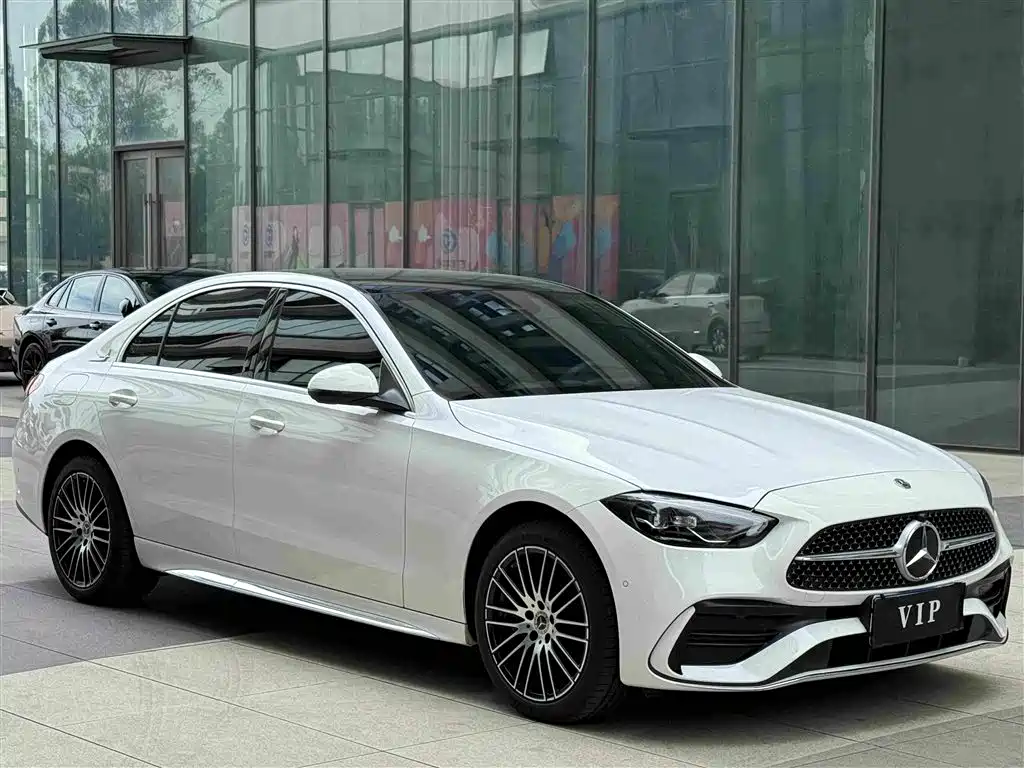 Mercedes-Benz C-Class — миниатюра 3