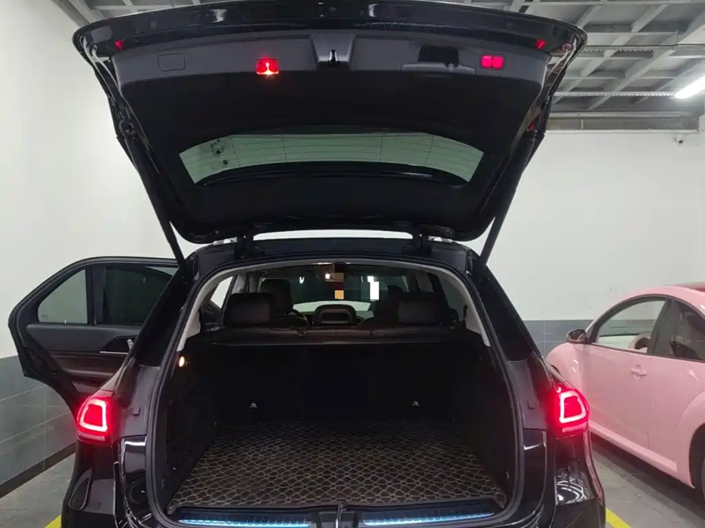Mercedes-Benz GLE (Import) — миниатюра 19