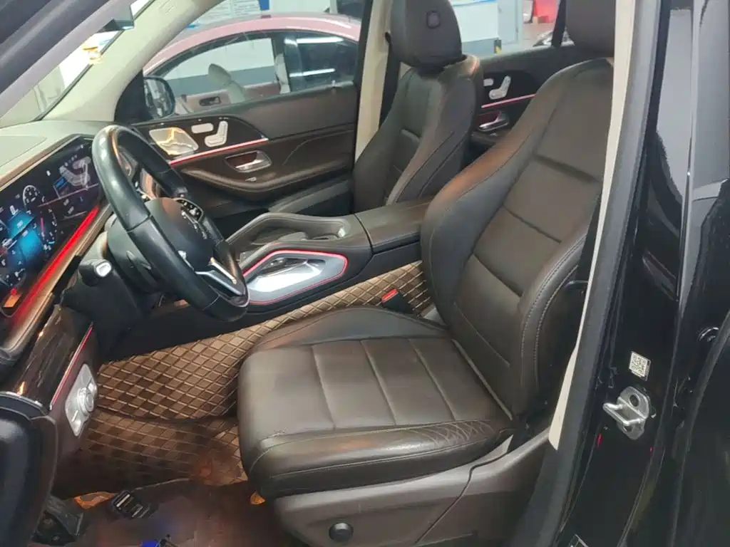 Mercedes-Benz GLE (Import) — миниатюра 15