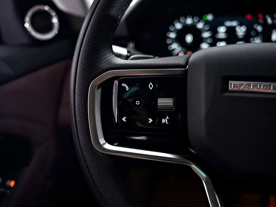 Land Rover Evoque — миниатюра 27
