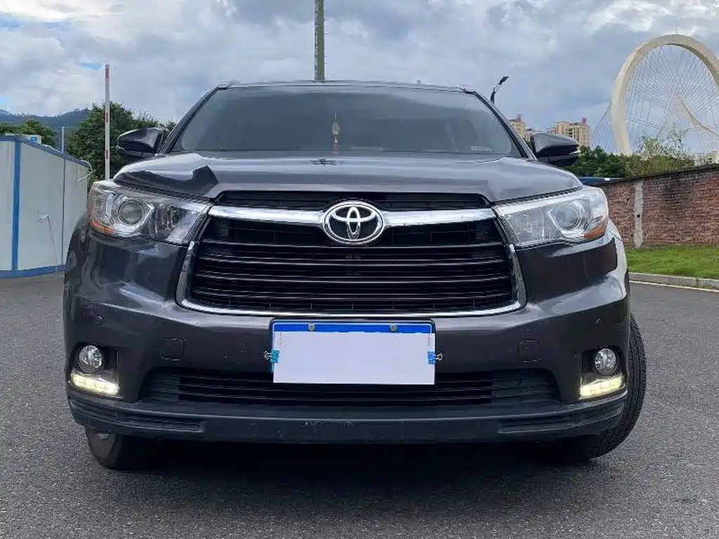 Toyota Highlander — миниатюра 2