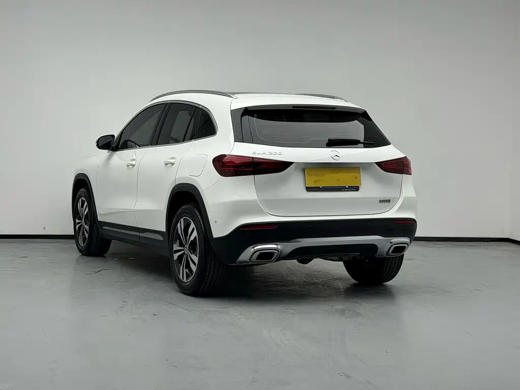 Mercedes-Benz GLA — миниатюра 2