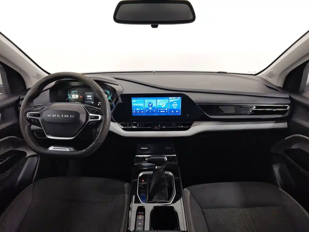 Wuling Victory — миниатюра 5