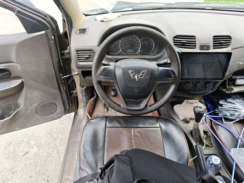 Wuling Hongguang — миниатюра 3