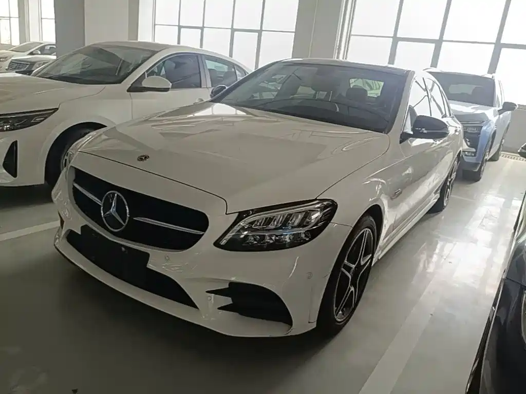Mercedes-Benz C-Class — миниатюра 2