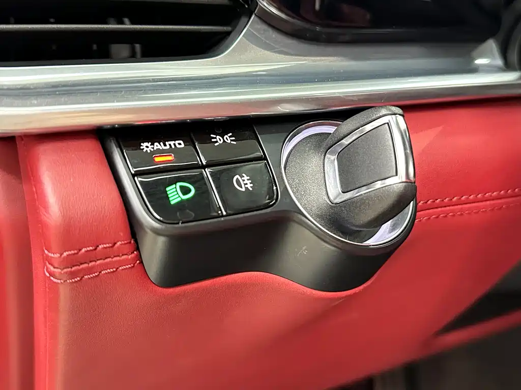 Porsche Panamera — миниатюра 19