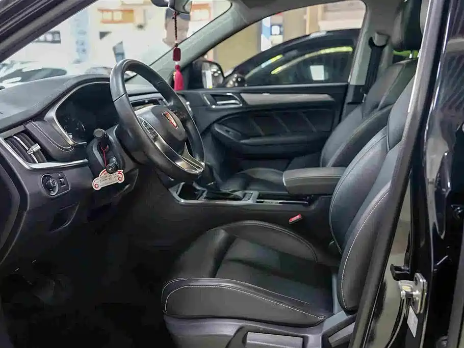 Roewe RX5 — миниатюра 4