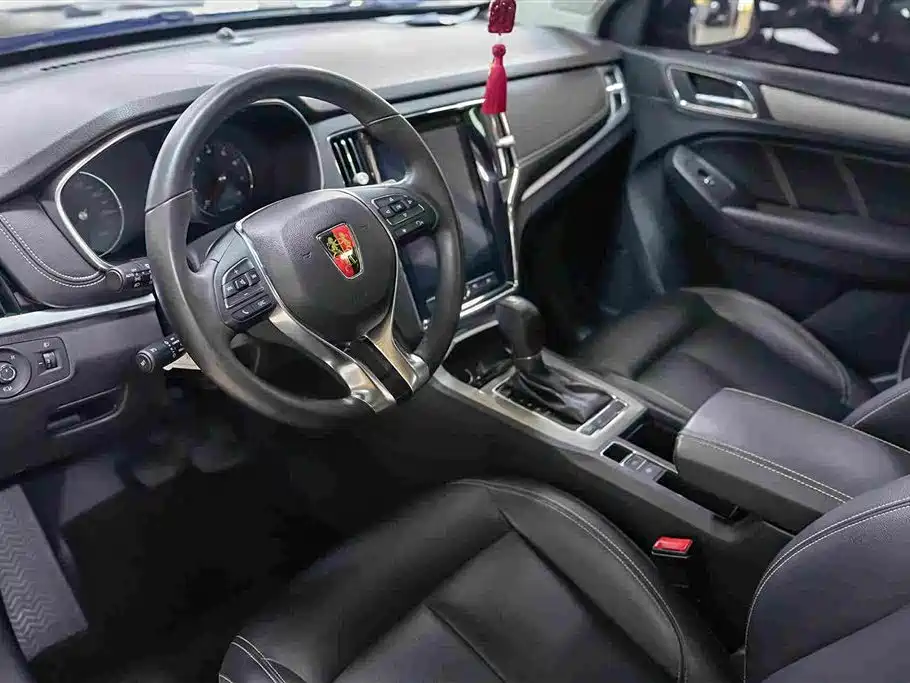 Roewe RX5 — миниатюра 6
