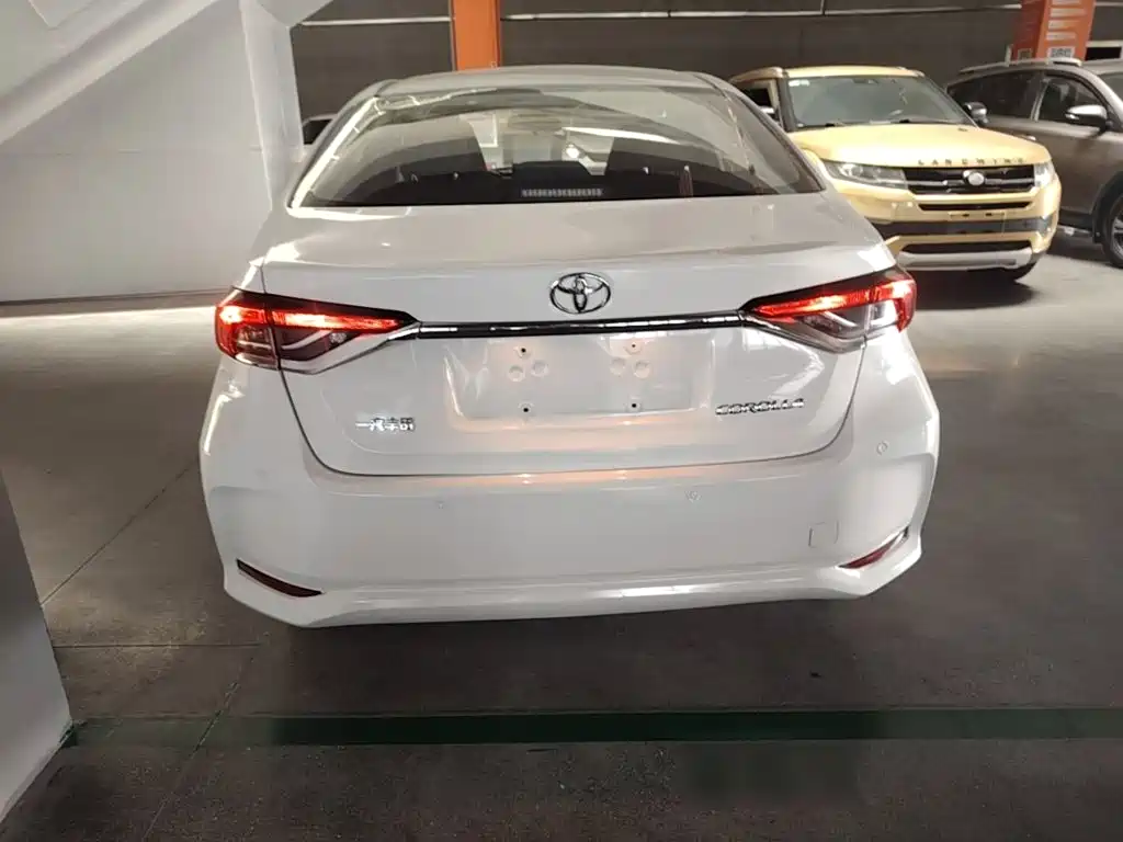 Toyota Corolla — миниатюра 6